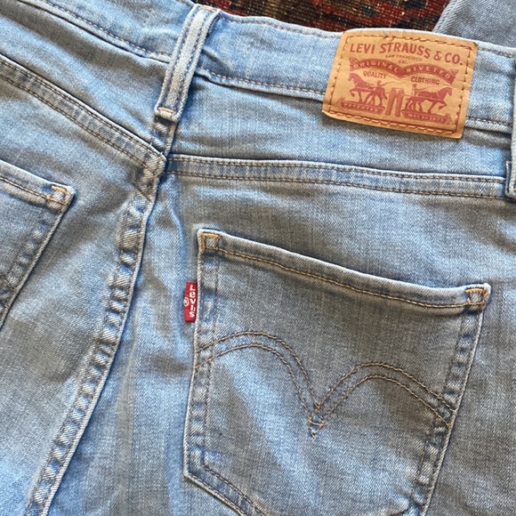 Levi’s high rise skinny jeans - Picture 12 of 16